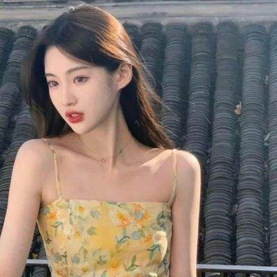 校花美少女游戏